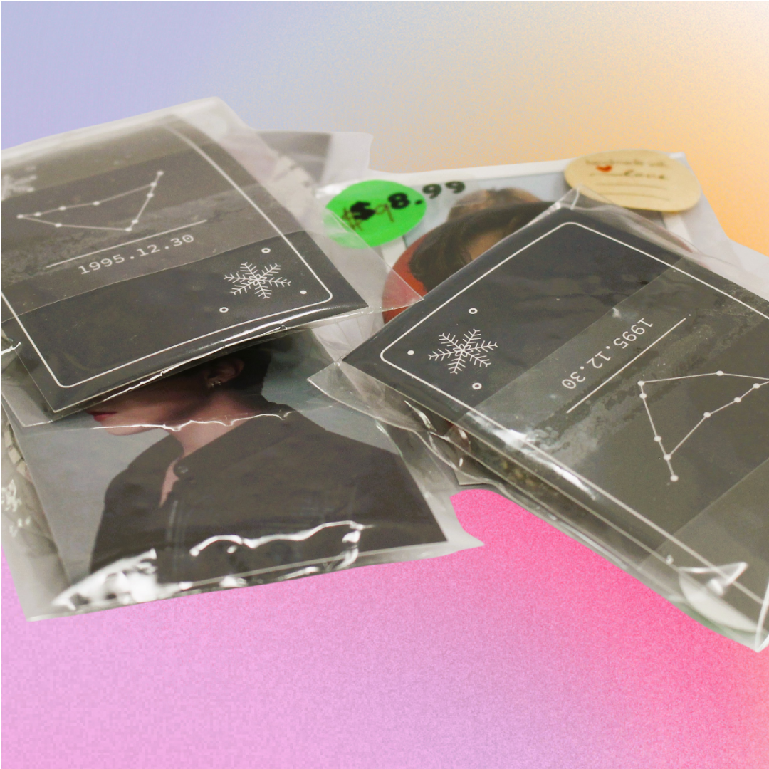 BTS Pin button + Photo card