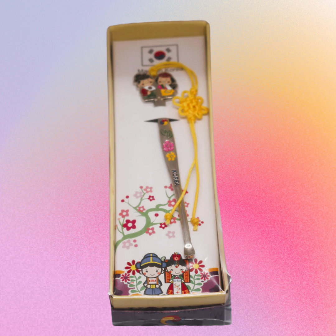 Korean traditional ear cleaner